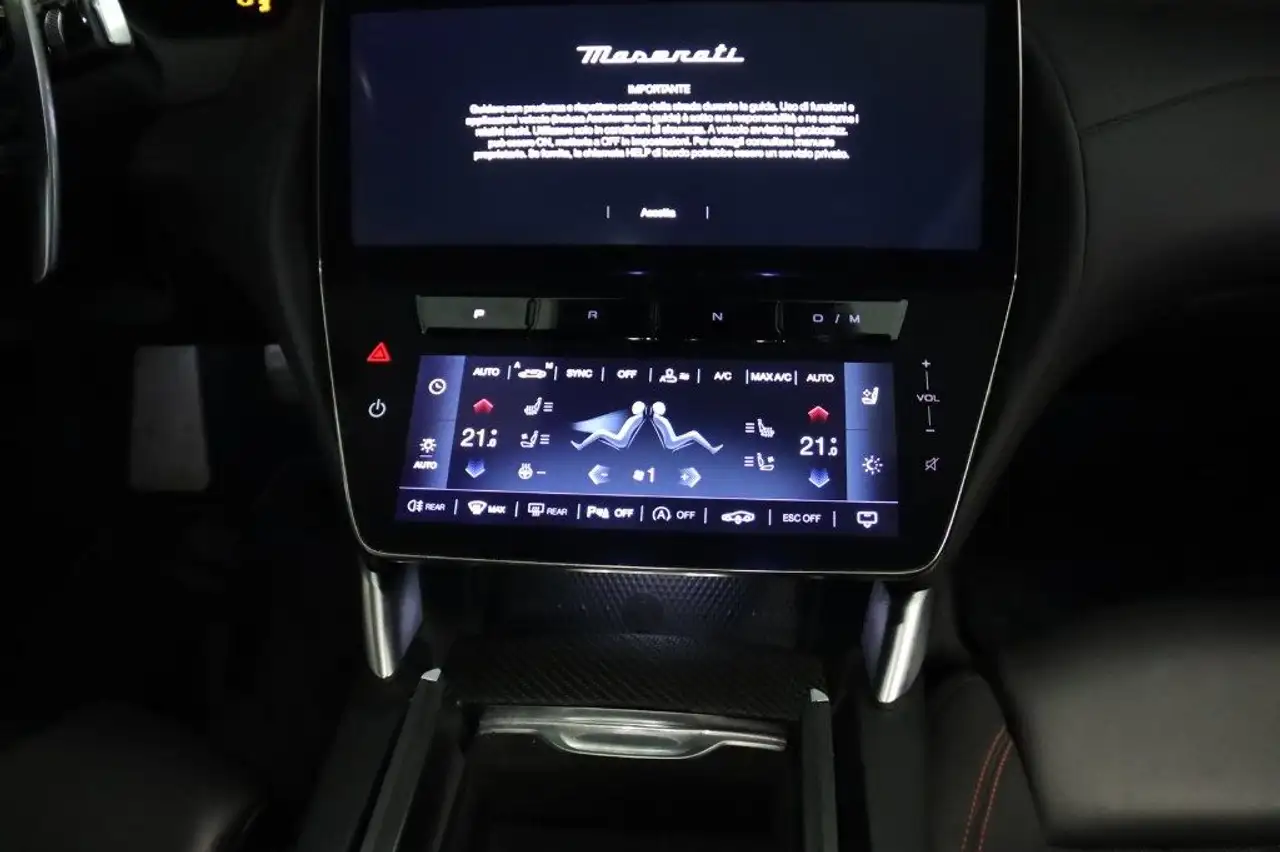 Maserati GranTurismo 2025 — фото 10