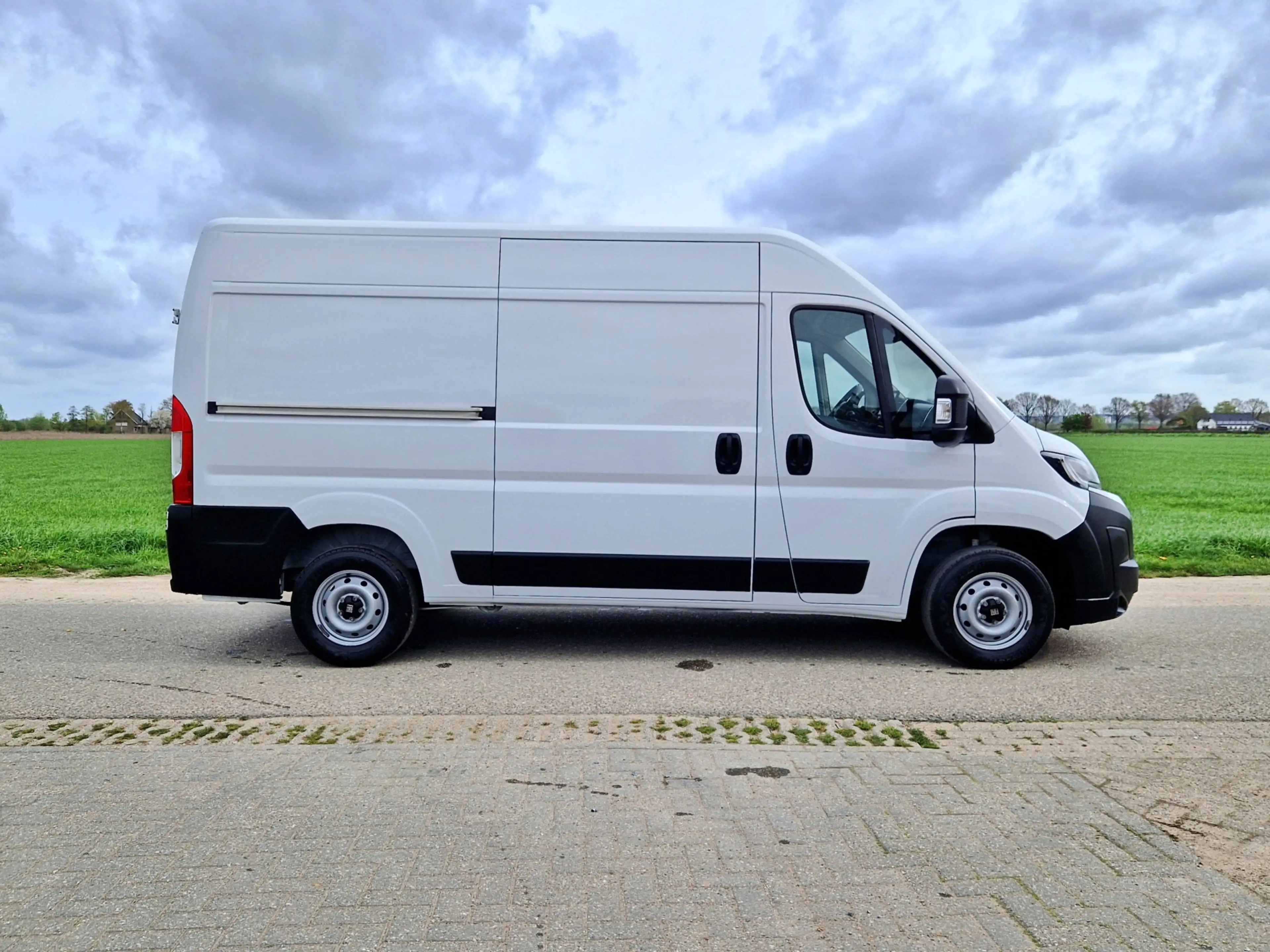 Fiat Ducato 2.2 MultiJet 140 S&S L2H2 3.5t - 140 Pk - Euro 6 - — photo 8