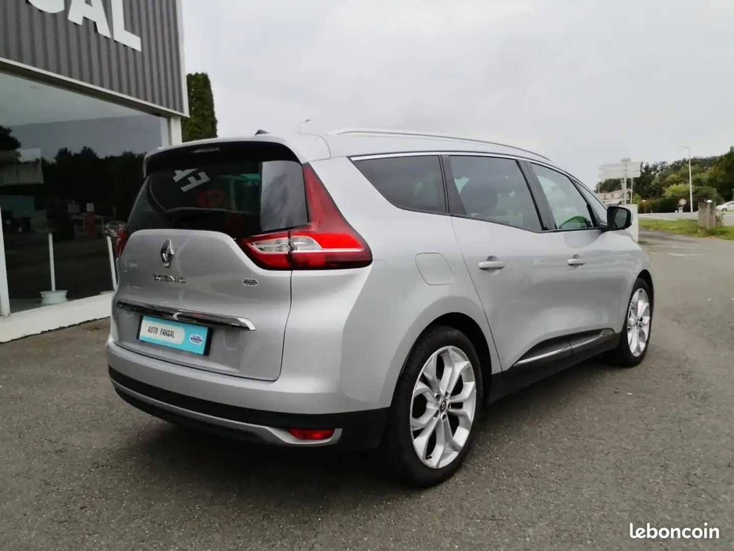 Renault Grand Scenic Scénic IV BUSINESS TCe 130 Energy 7 pl Gris - 2
