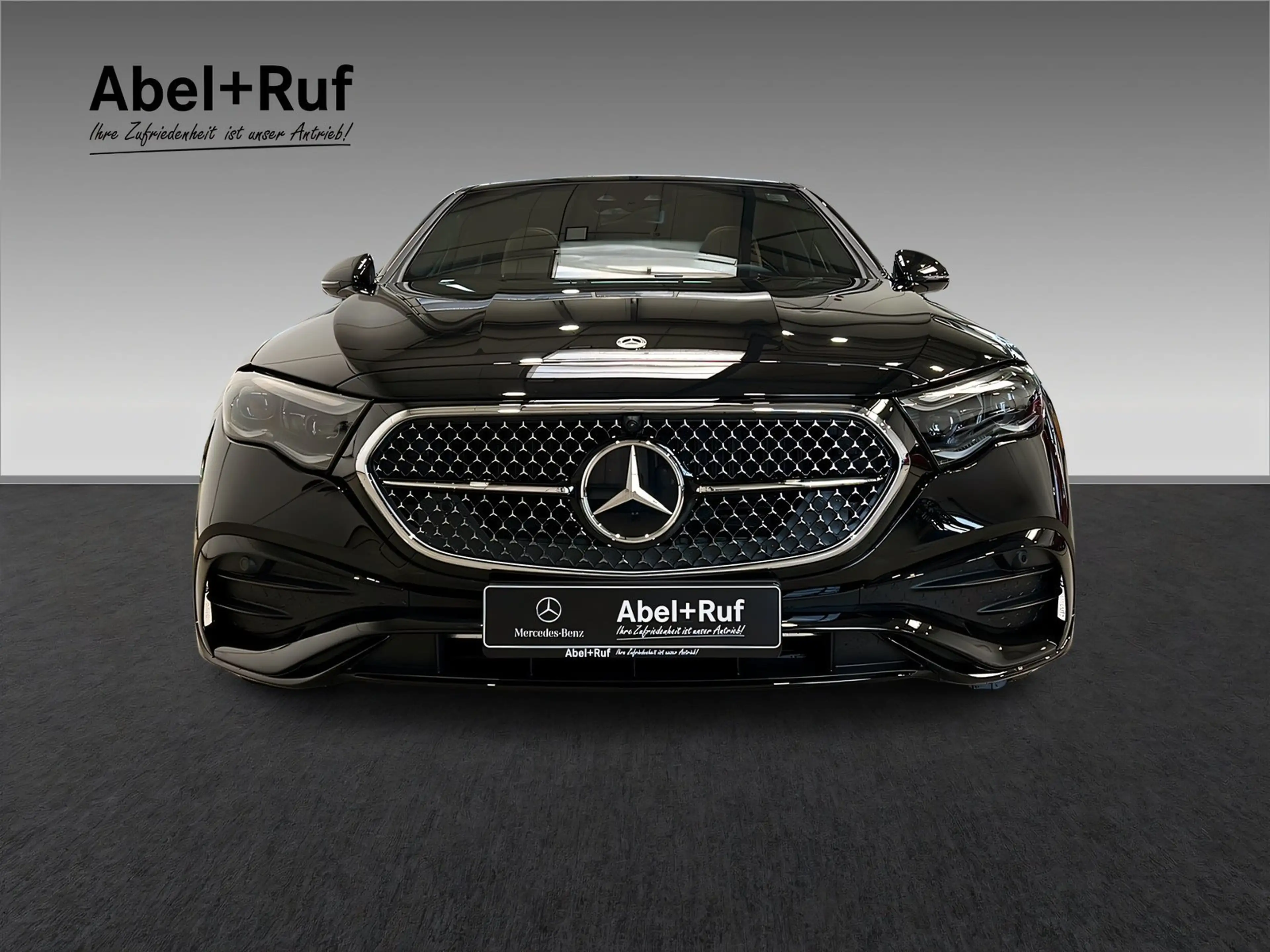 Mercedes-Benz E 450 d 4M+AMG+LEDER+PREMIUM+AHK+STANDHEIZUNG — photo 2