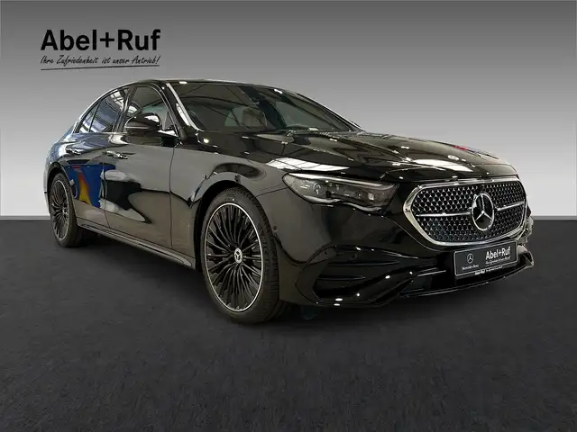 Mercedes-Benz 450 view 3