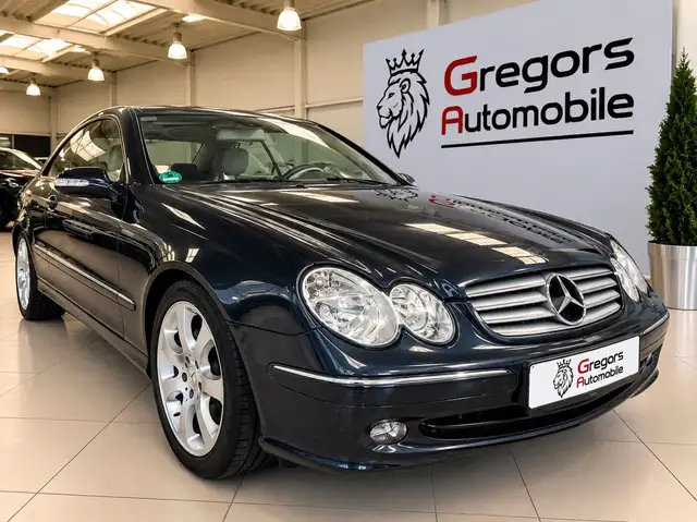 Mercedes-Benz CLK 320