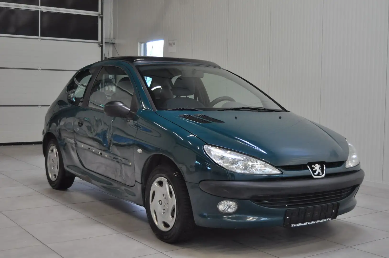 Peugeot 206 1.4 Style 75 Verde - 2