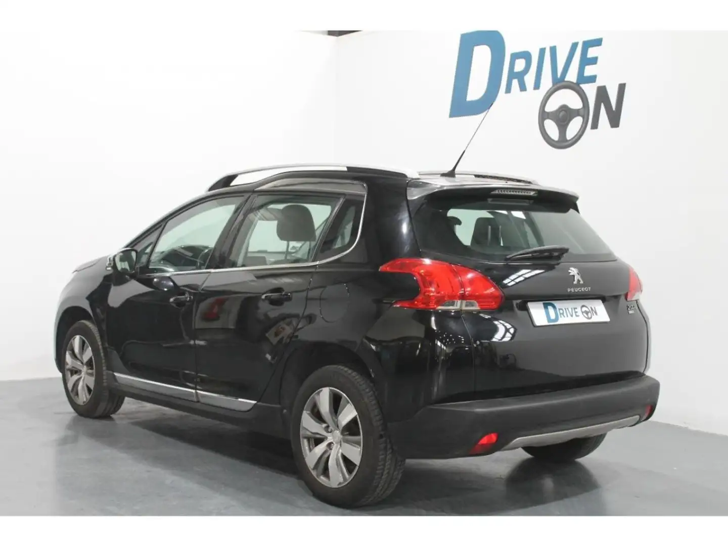 Peugeot 2008 1.6 e-HDi - 92 Crossway PHASE 1 Schwarz - 2