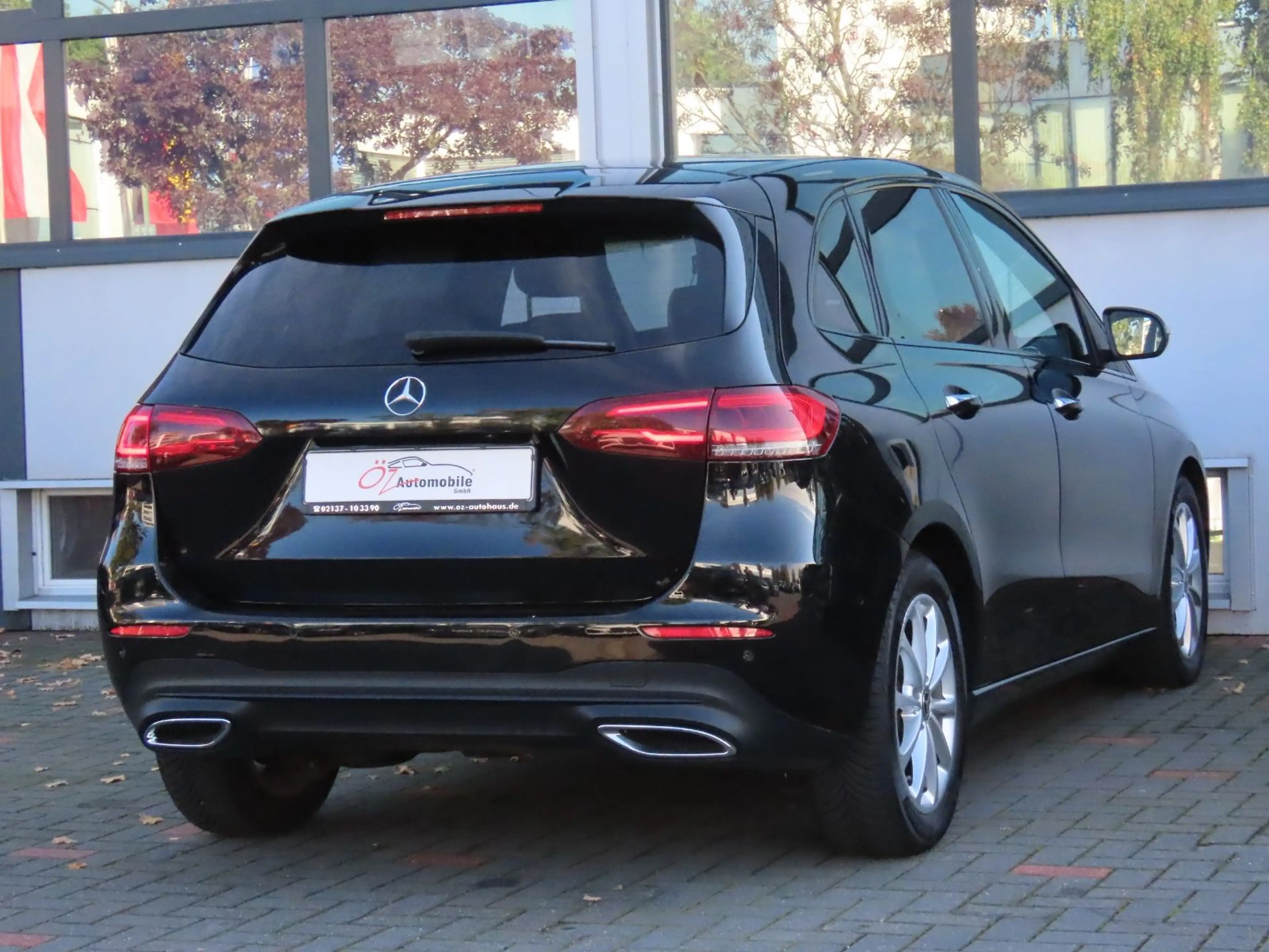 Mercedes-Benz B 200 d Kamera/Ambiente/WideScreen/Sitzheizung — photo 7