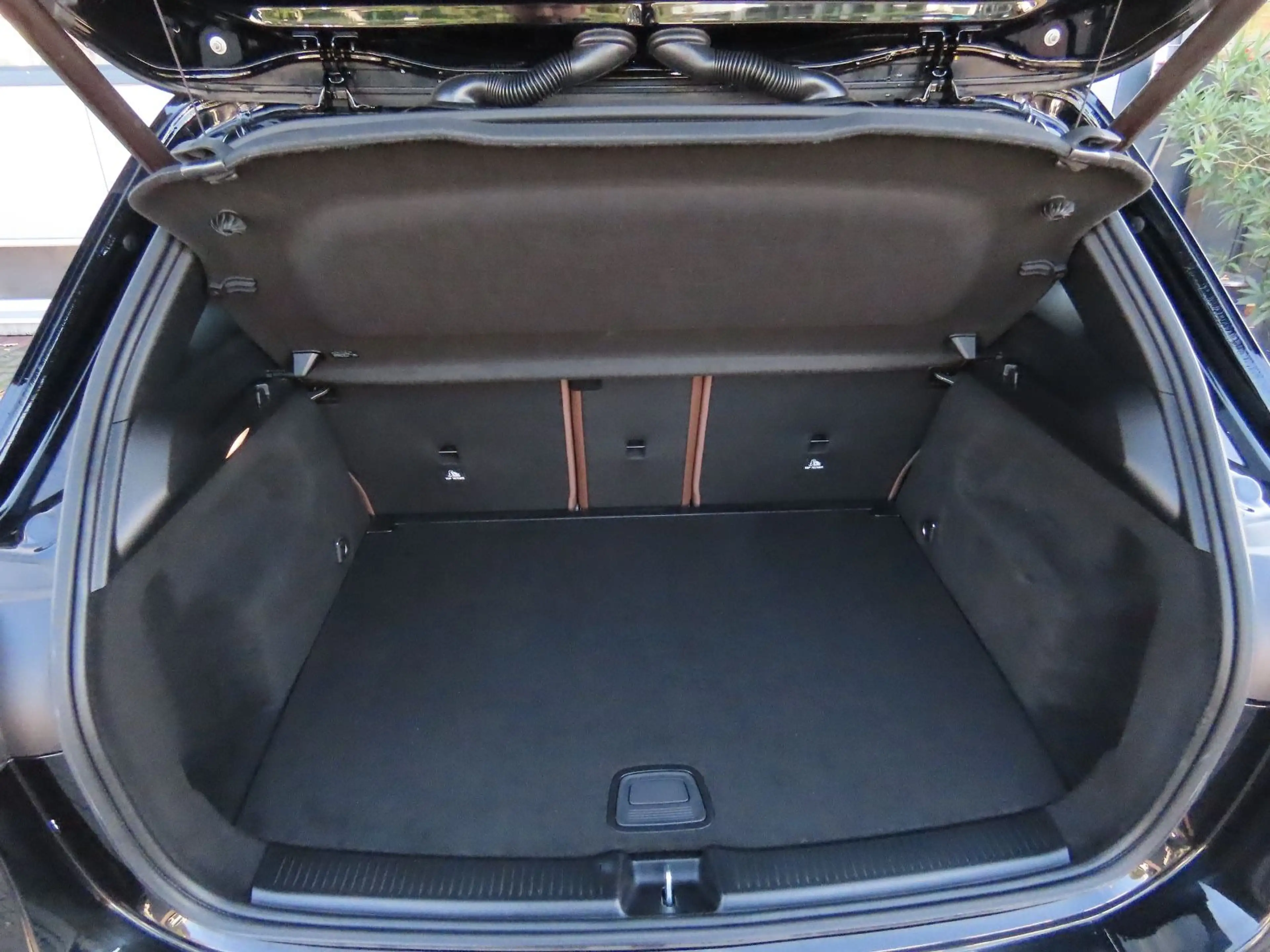 Mercedes-Benz B 200 d Kamera/Ambiente/WideScreen/Sitzheizung — photo 9