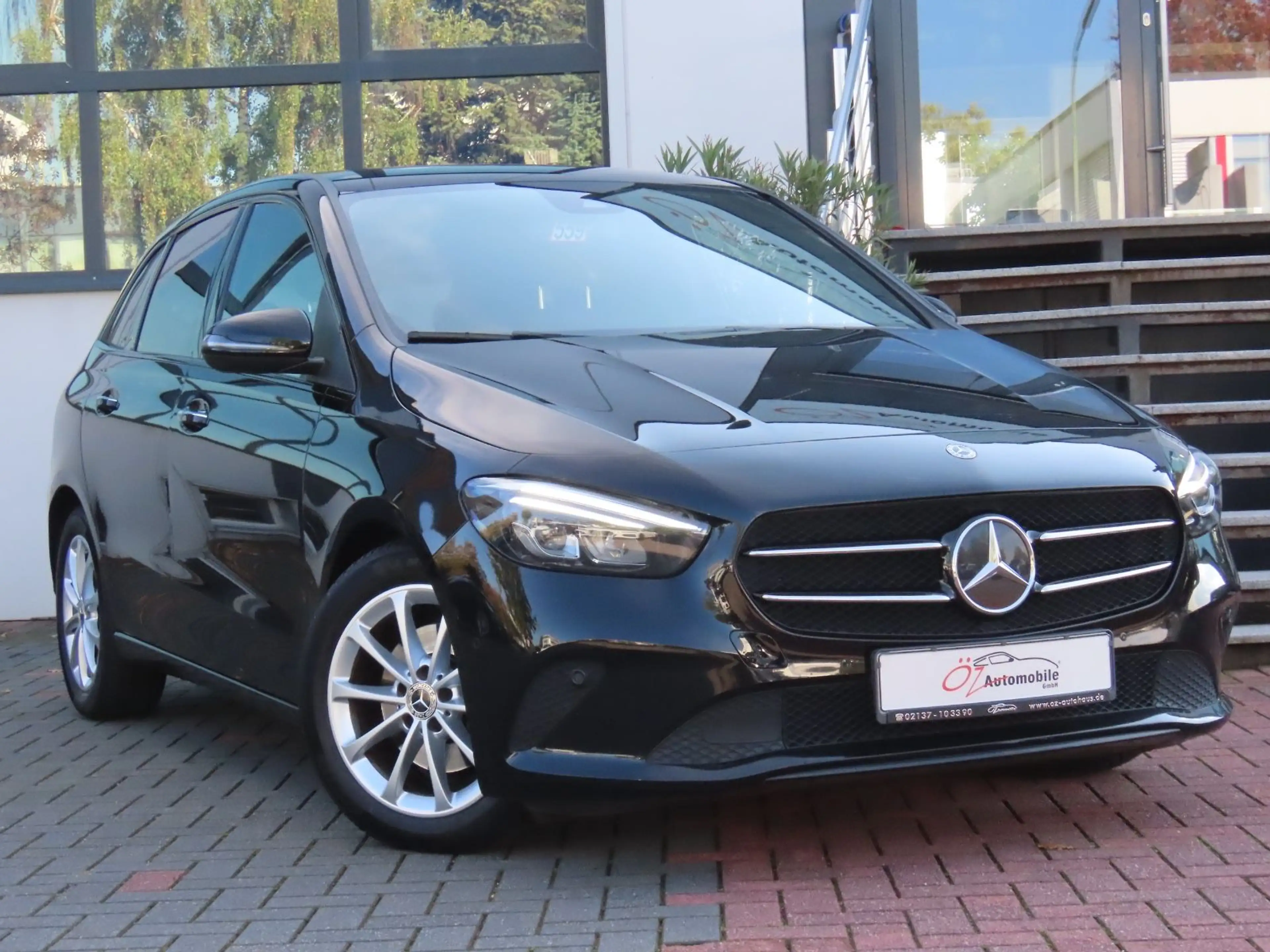 Mercedes-Benz B 200 d Kamera/Ambiente/WideScreen/Sitzheizung