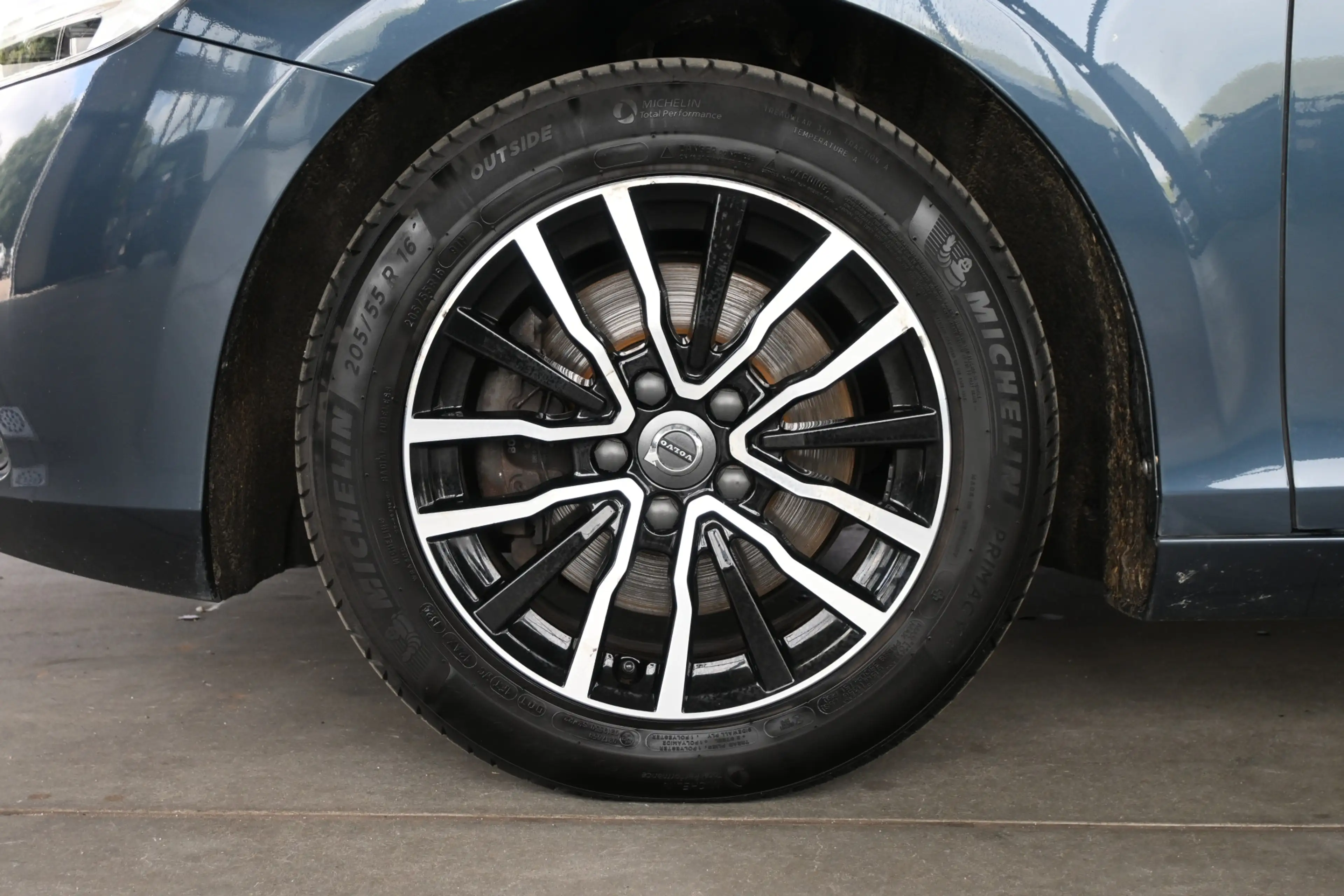 Volvo V40 2.0 T2 Momentum Nap Clima Cruise control Trekhaak — photo 15