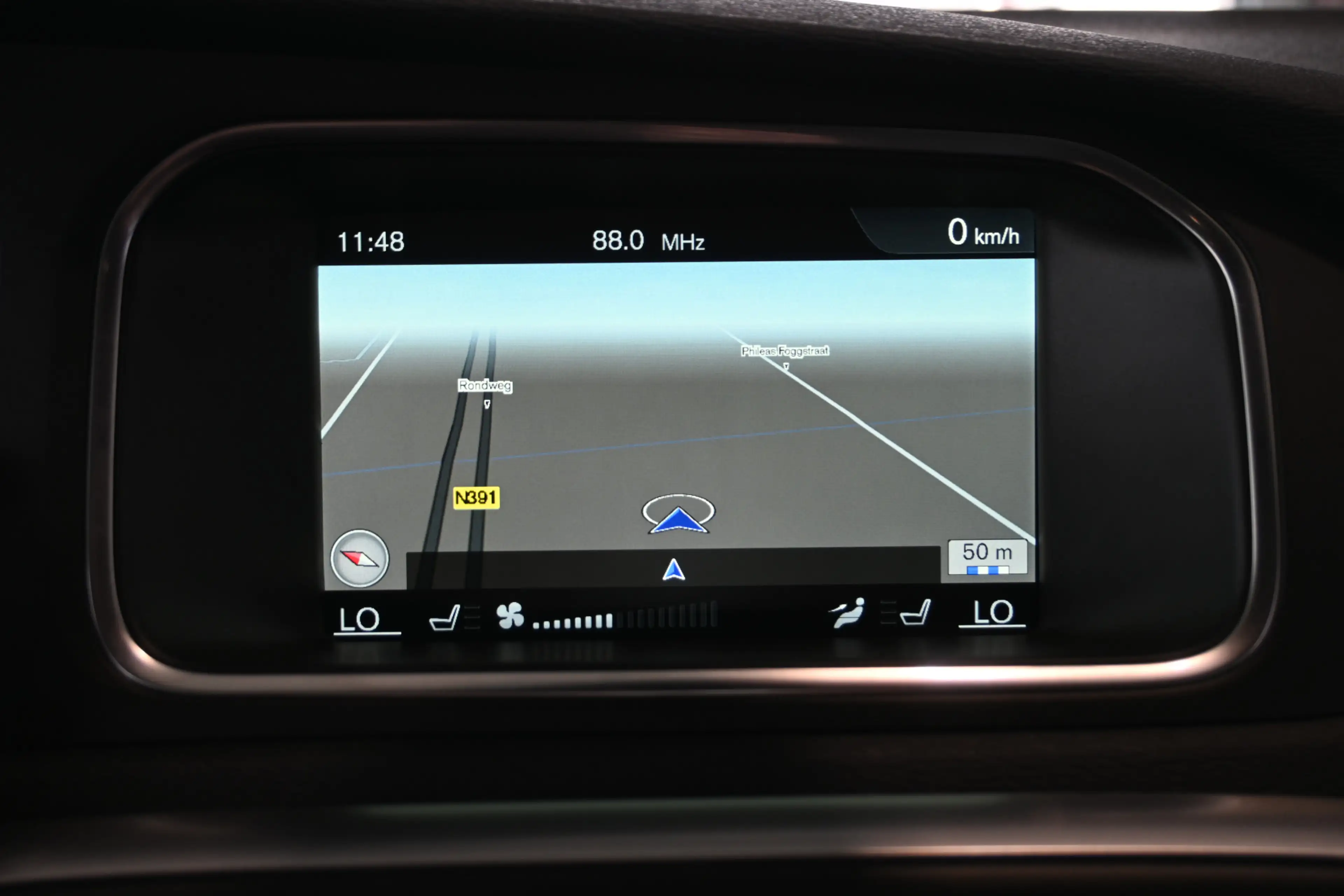 Volvo V40 2.0 T2 Momentum Nap Clima Cruise control Trekhaak — photo 10