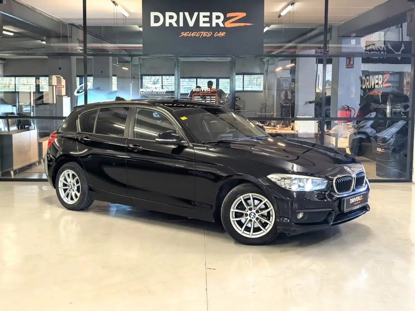 BMW 118 118i Negro - 1