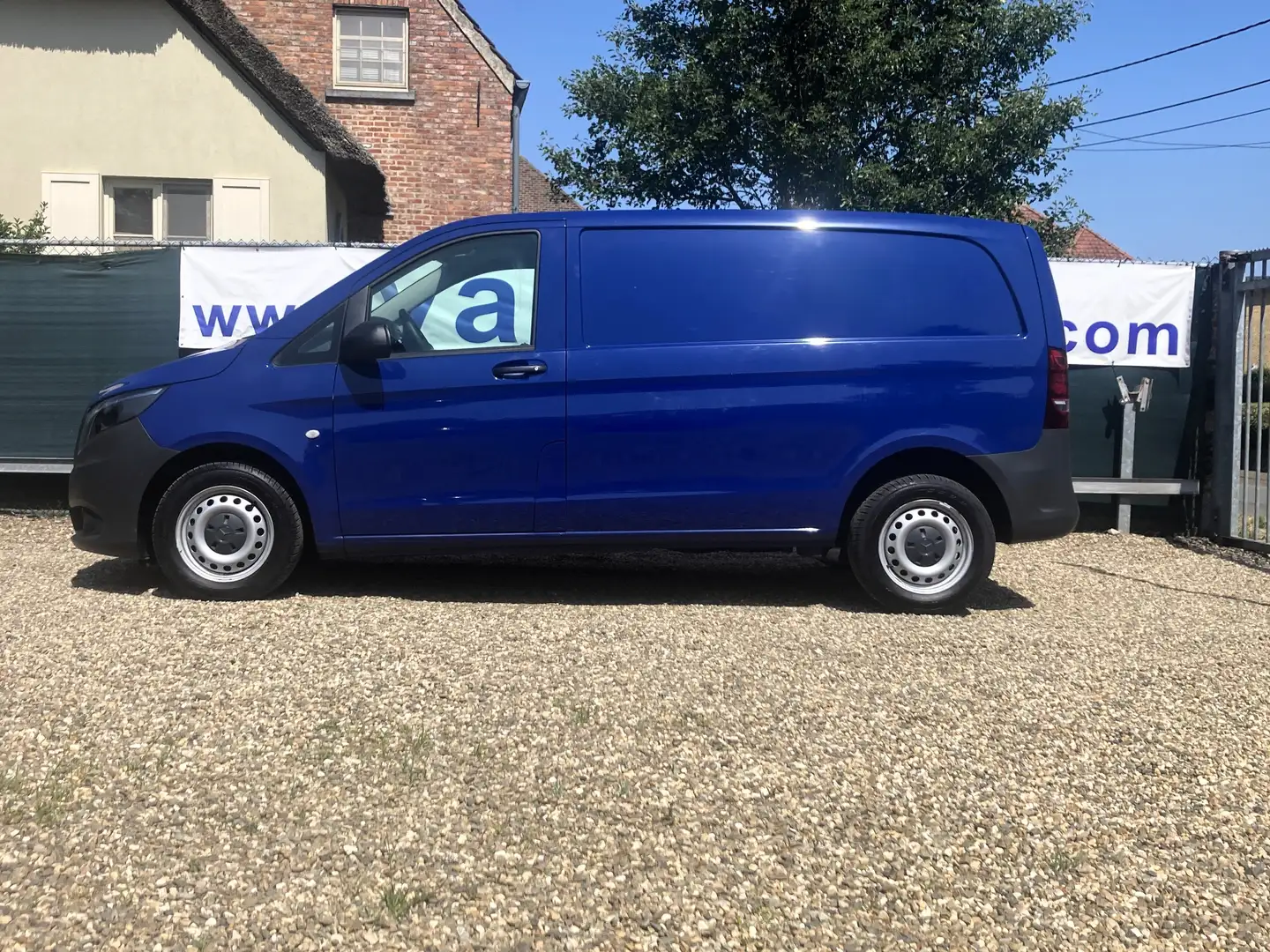 Mercedes-Benz Vito 110 CDI 14455€ +BTW Weinig KM / A1 Kort Compact Blauw - 2