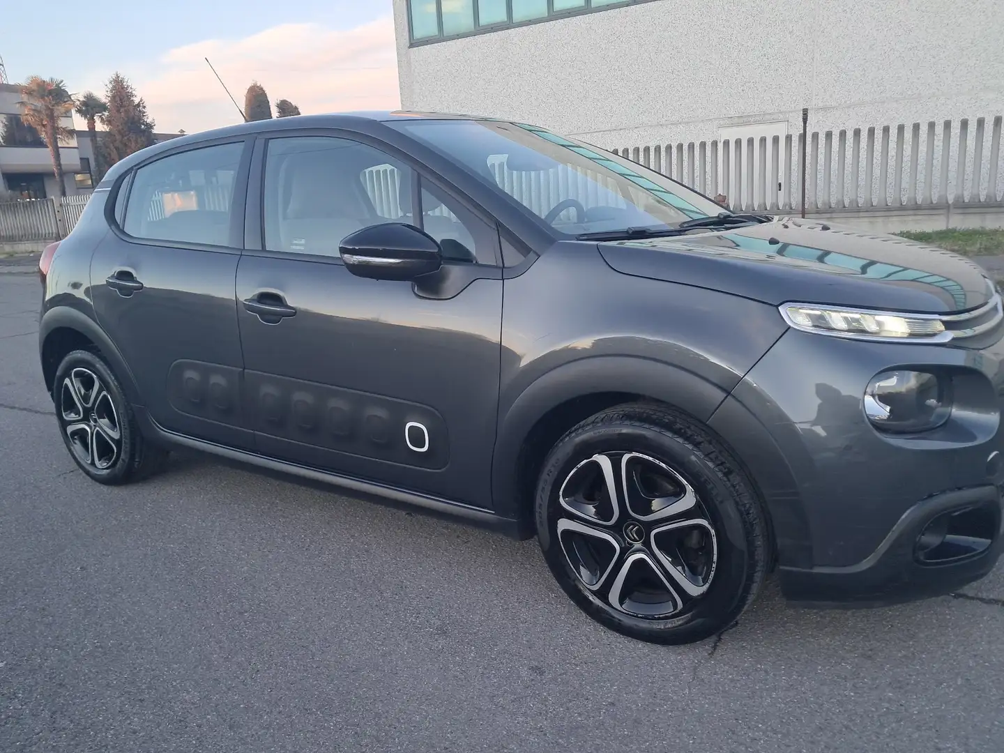 Citroen C3 1.6 bluehdi Feel s&s 75cv Grau - 1