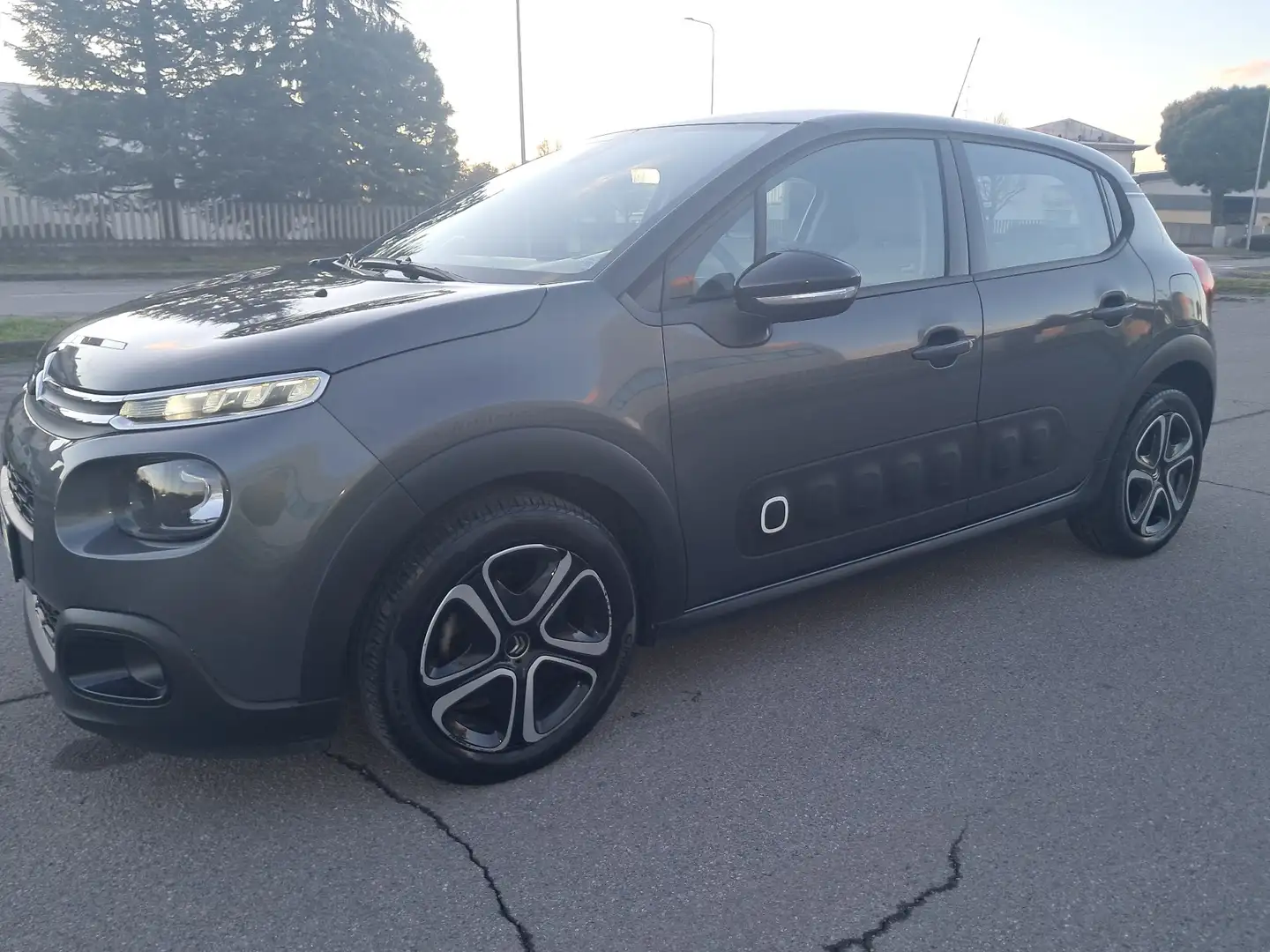 Citroen C3 1.6 bluehdi Feel s&s 75cv Grau - 2