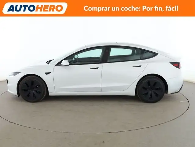Tesla Model 3 view 3