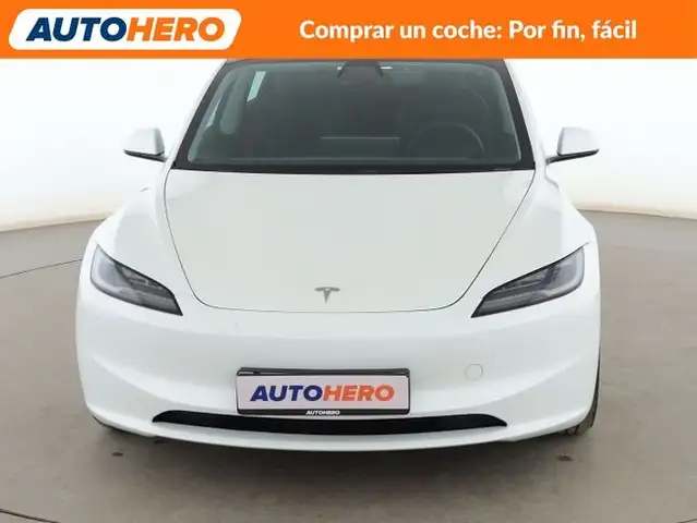 Tesla Model 3 view 9