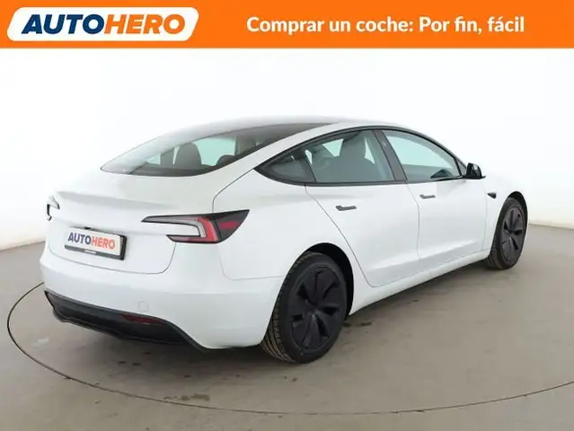 Tesla Model 3 view 6