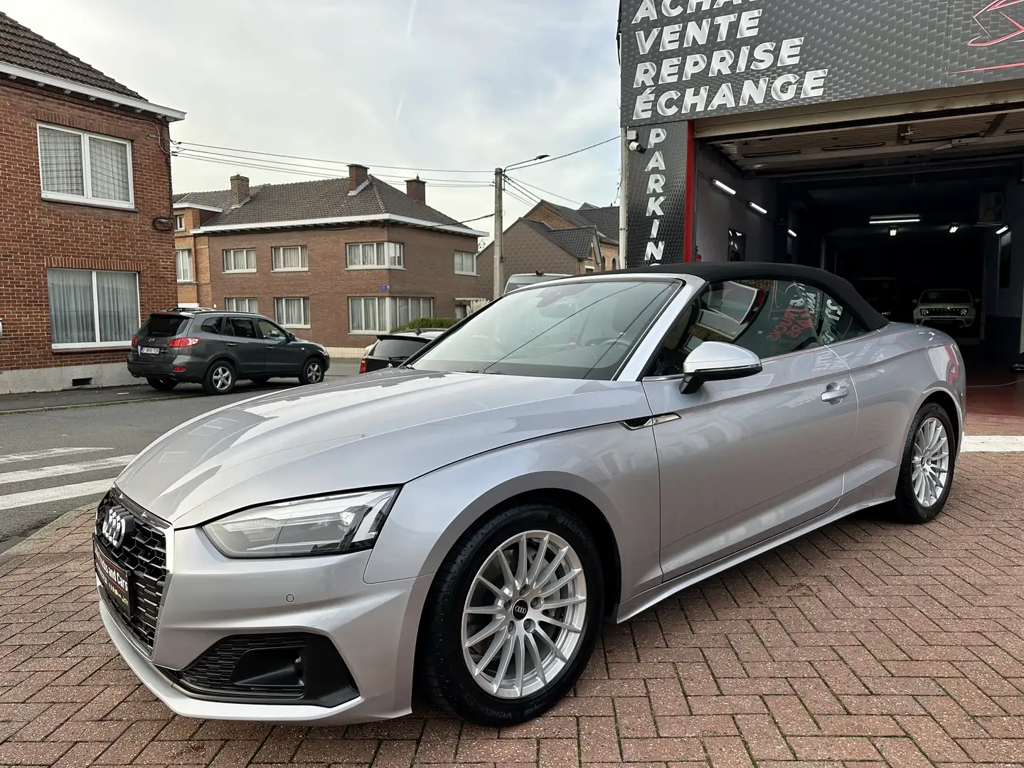 Audi A5 A5 Cabriolet 40 TDi Hyb/Diesel Business S Tronic Zilver - 1