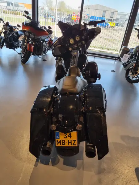 Harley-Davidson Street Glide - foto 5