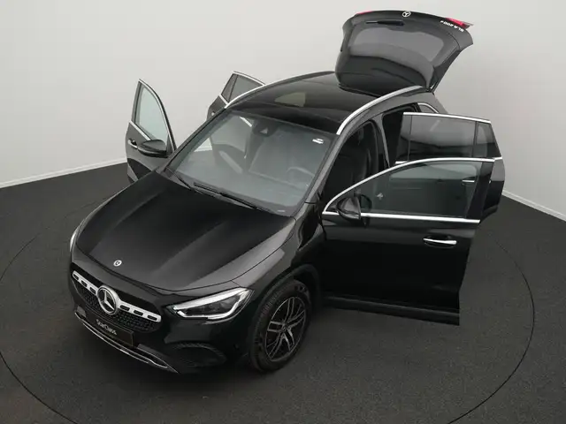 Mercedes-Benz Gla view 14