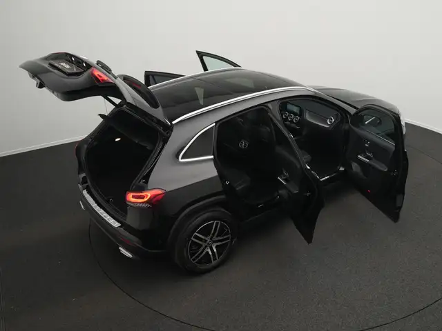 Mercedes-Benz Gla view 15