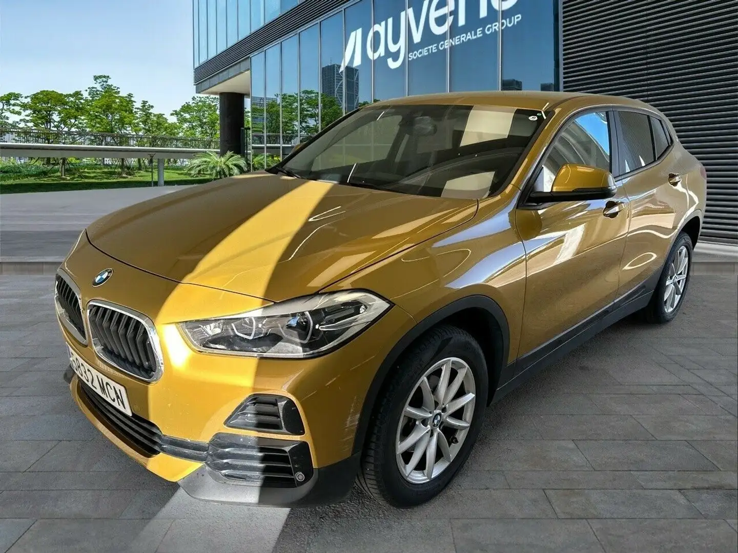 BMW X2 sDrive 16dA Жовтий - 1