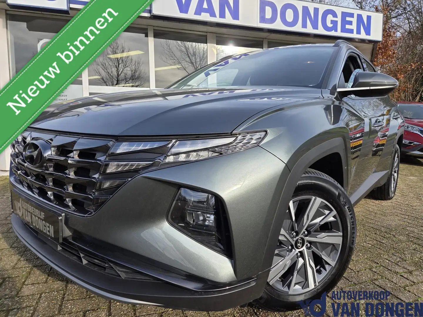 Hyundai TUCSON 1.6 T-GDI HEV Comfort Smart | Full Hybrid 230 PK | Gris - 2