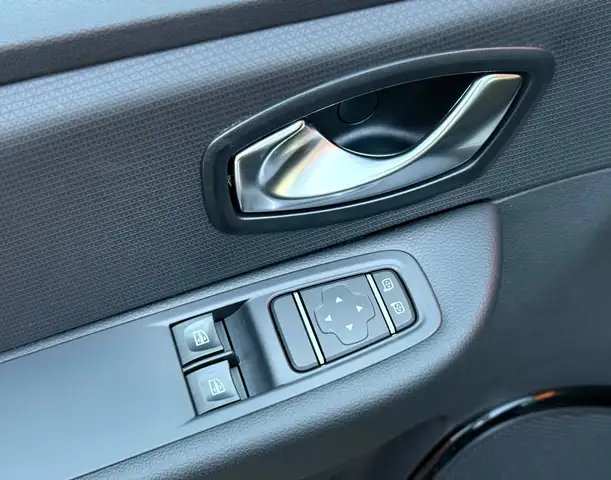 Renault Clio view 10