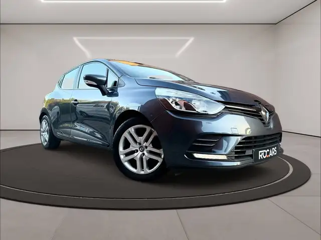 Renault Clio view 3