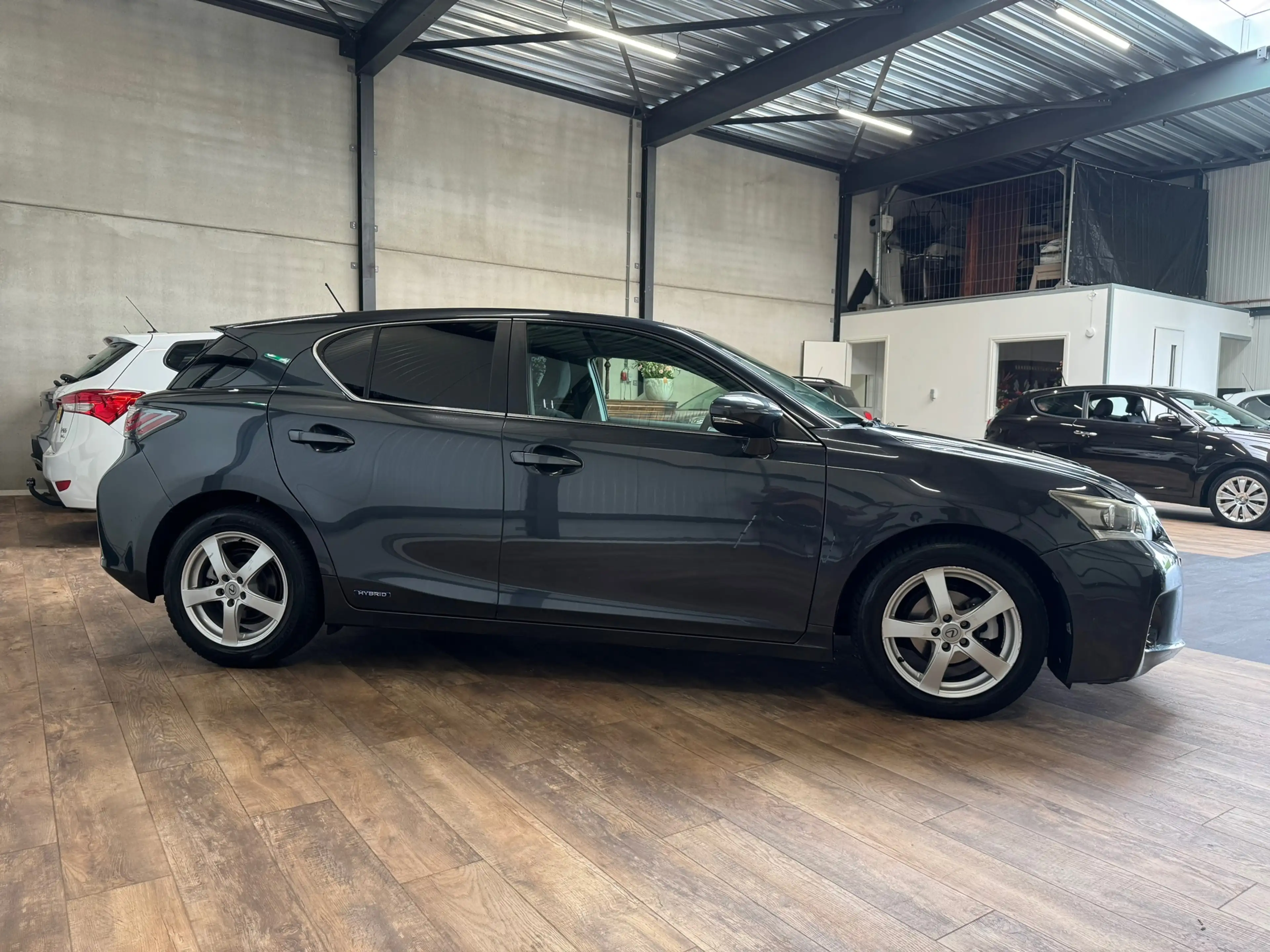 Lexus CT 200h Hybrid ( Belgisch kenteken ) Export — photo 9