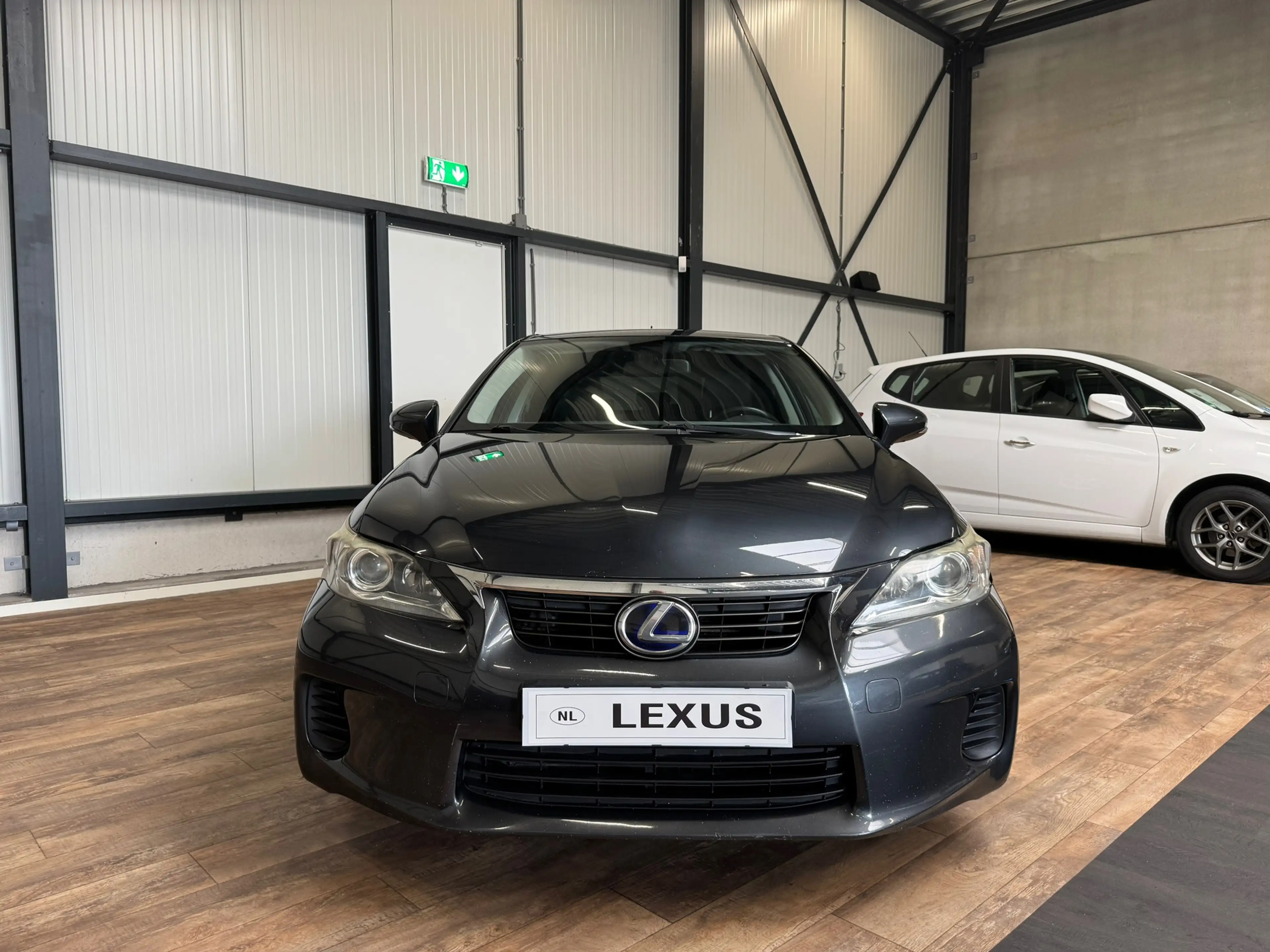 Lexus CT 200h Hybrid ( Belgisch kenteken ) Export — photo 6