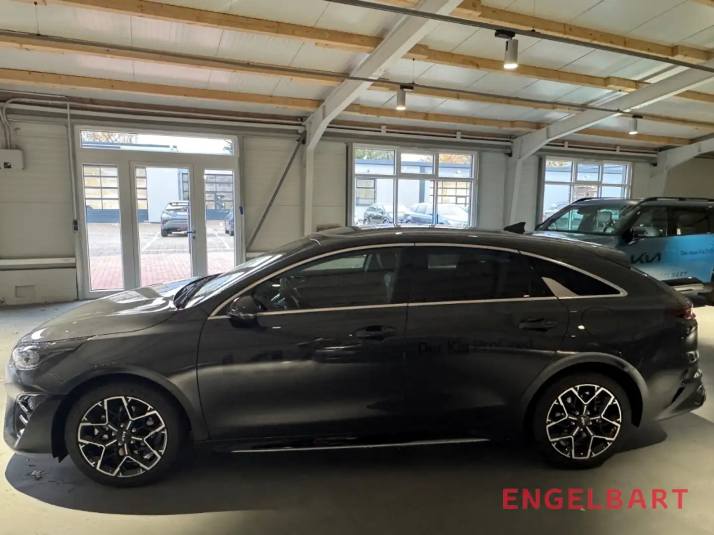 Kia ProCeed / pro_cee'd GT-Line 1.5T 140 PS Automatik Navi Šedá - 2