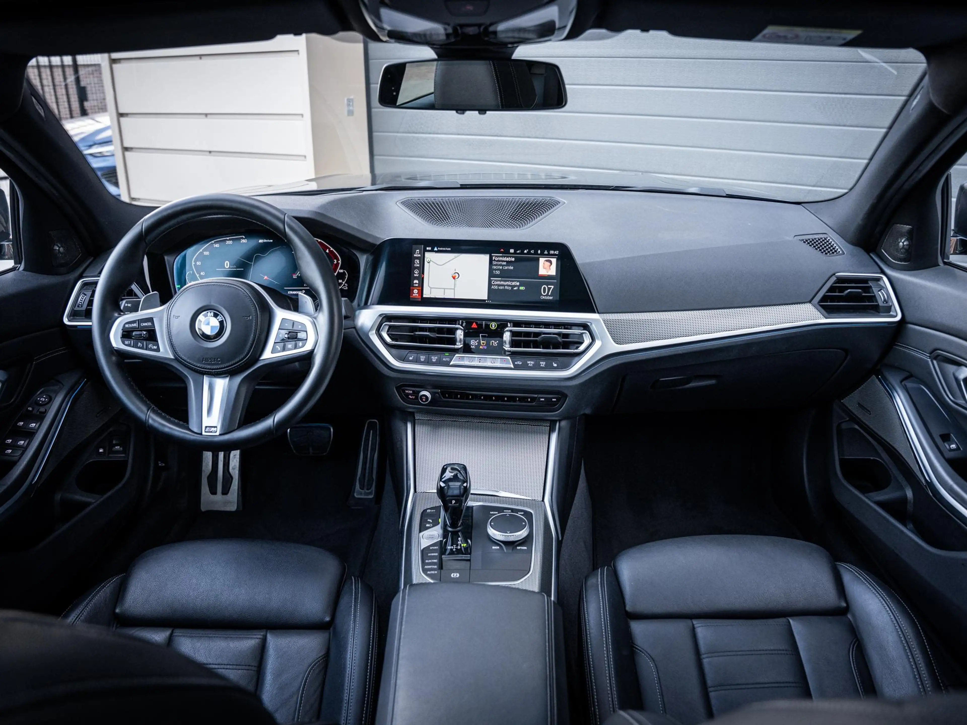 BMW 330 3-serie Touring 330e High Executive - M-Sport l La — photo 11