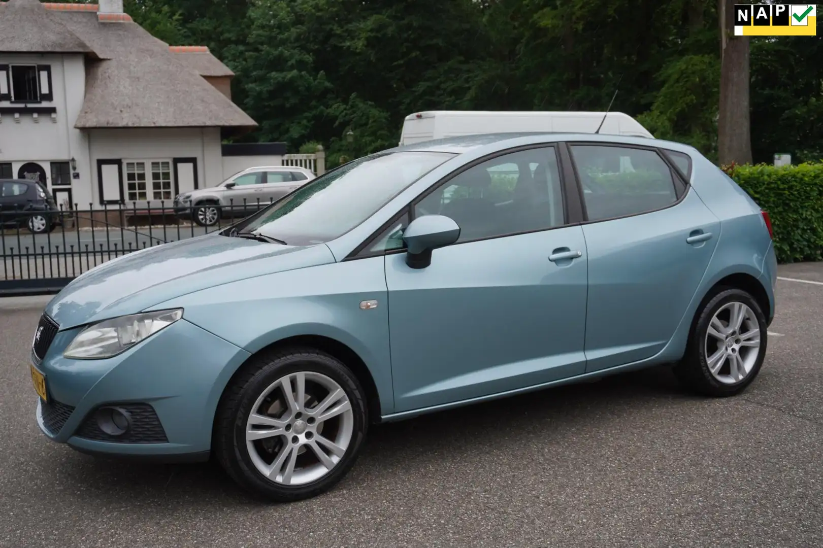 SEAT Ibiza 1.4 Sport-up 5 Drs Airco Cuise Lm Velgen Bleu - 1