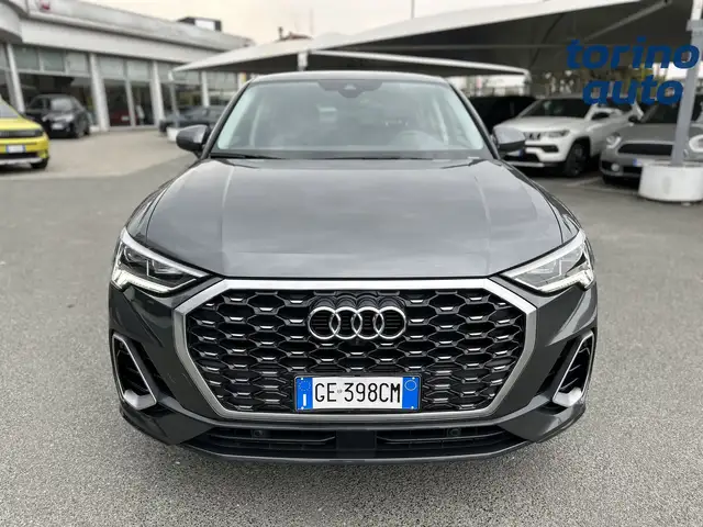 Audi Q3 view 2