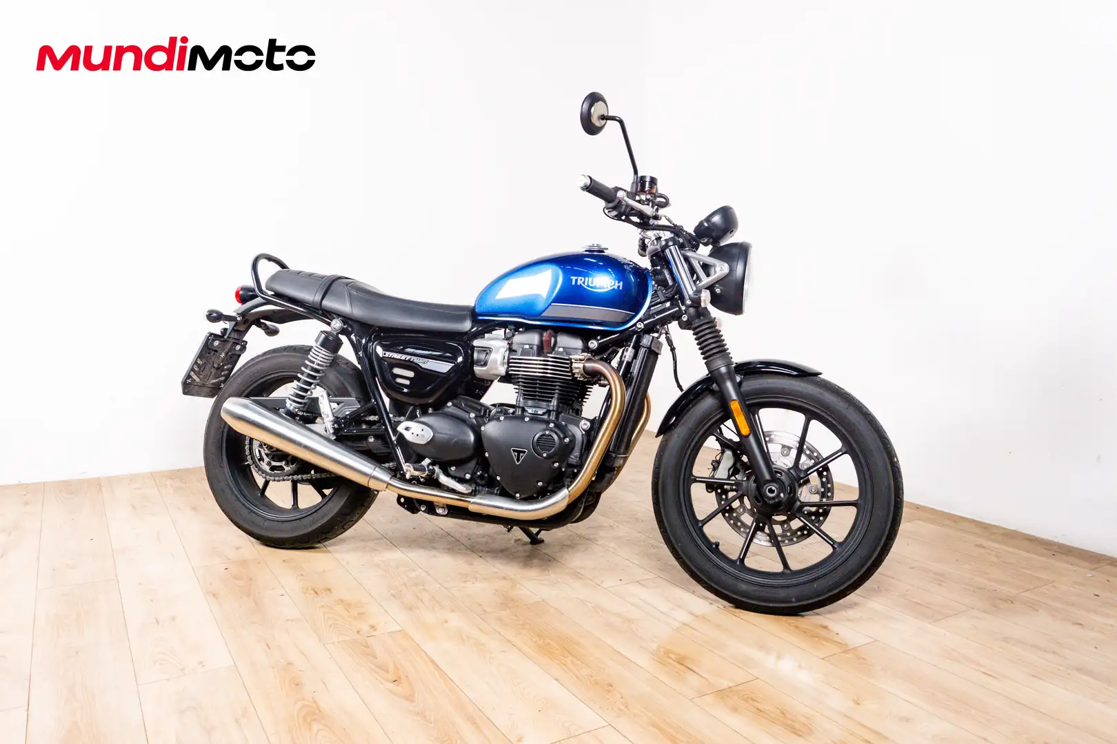 Triumph Street Twin - 2