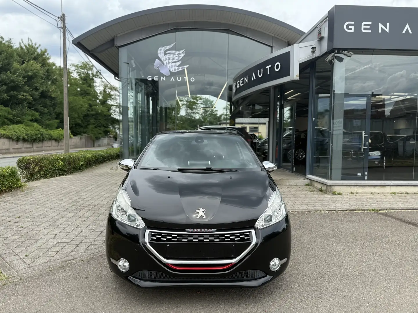 Peugeot 208 1.6i GTi Sono JBL Xenon LED PDC GPS Carplay Cuir Black - 2