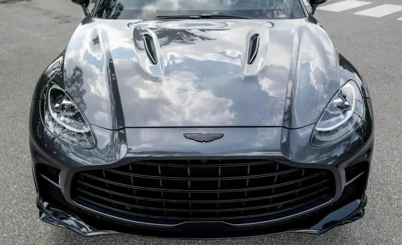 Aston Martin DBX