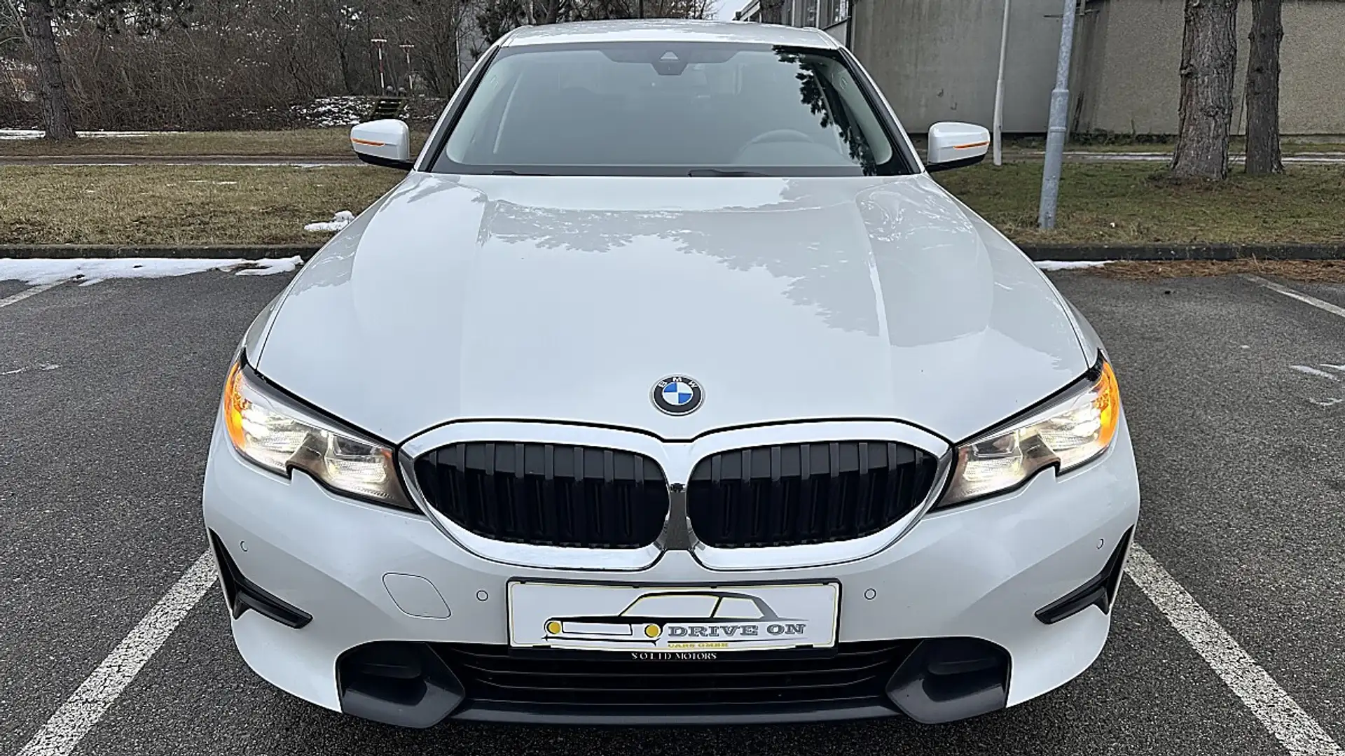 BMW 320 d *xDrive*Sportline*AHK*Business P.*M Lenkrad* ... Weiß - 2