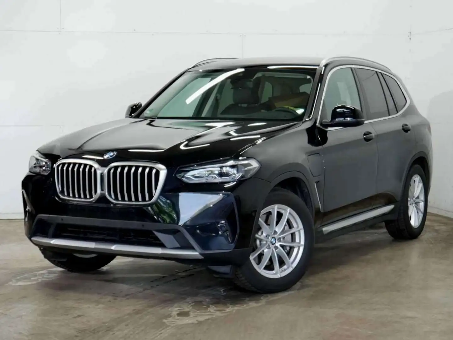 BMW X3 xDrive 30 e Sport HeadUp AHK Kamera Sound Schwarz - 1