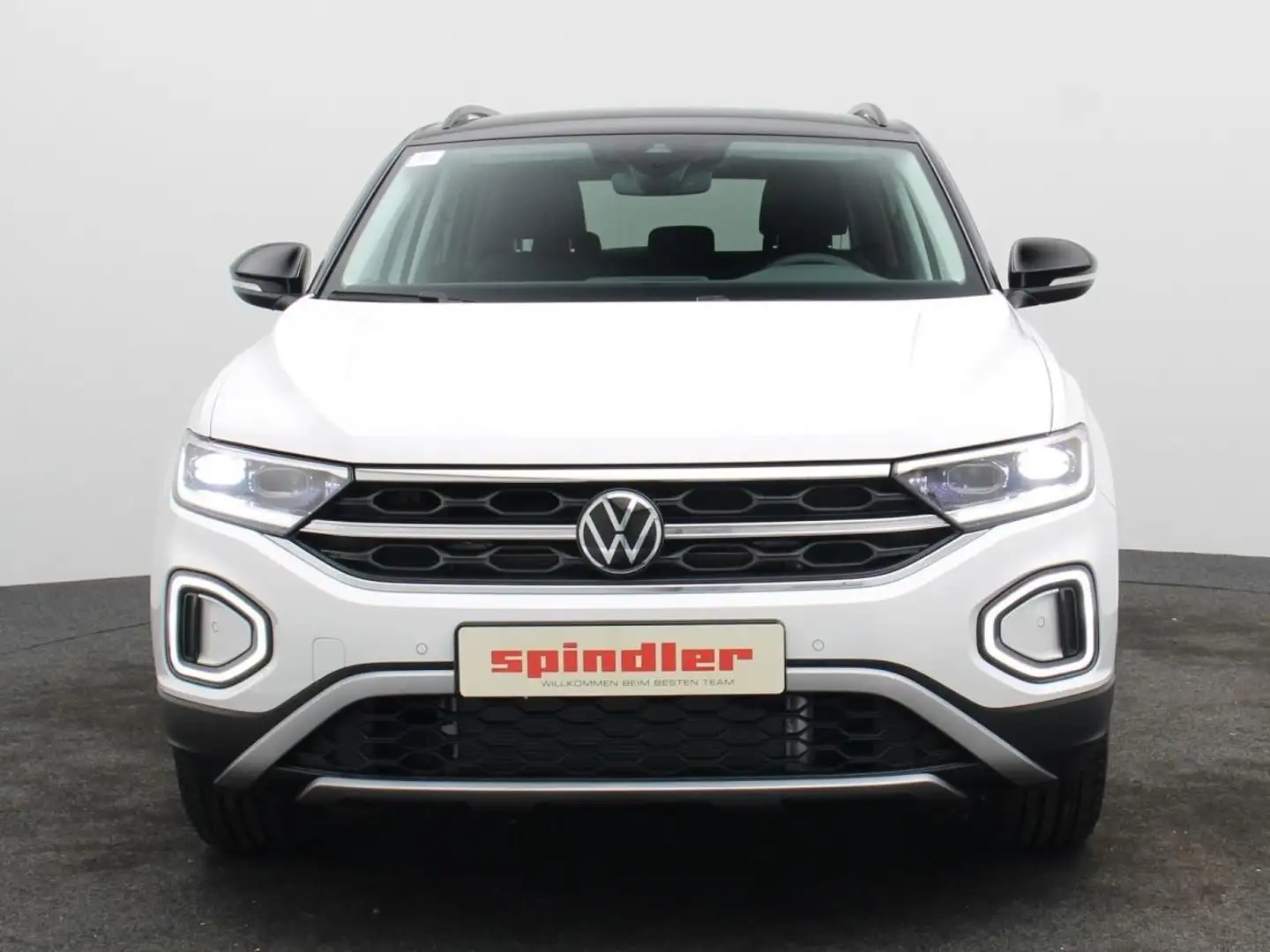 Volkswagen T-Roc Style 1.5TSI DSG / IQDrive, LED+, AHK, RFK Weiß - 2
