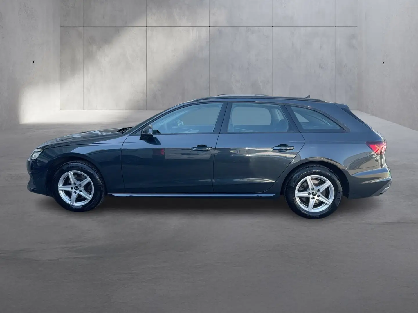 Audi A4 30 TDI Grau - 2