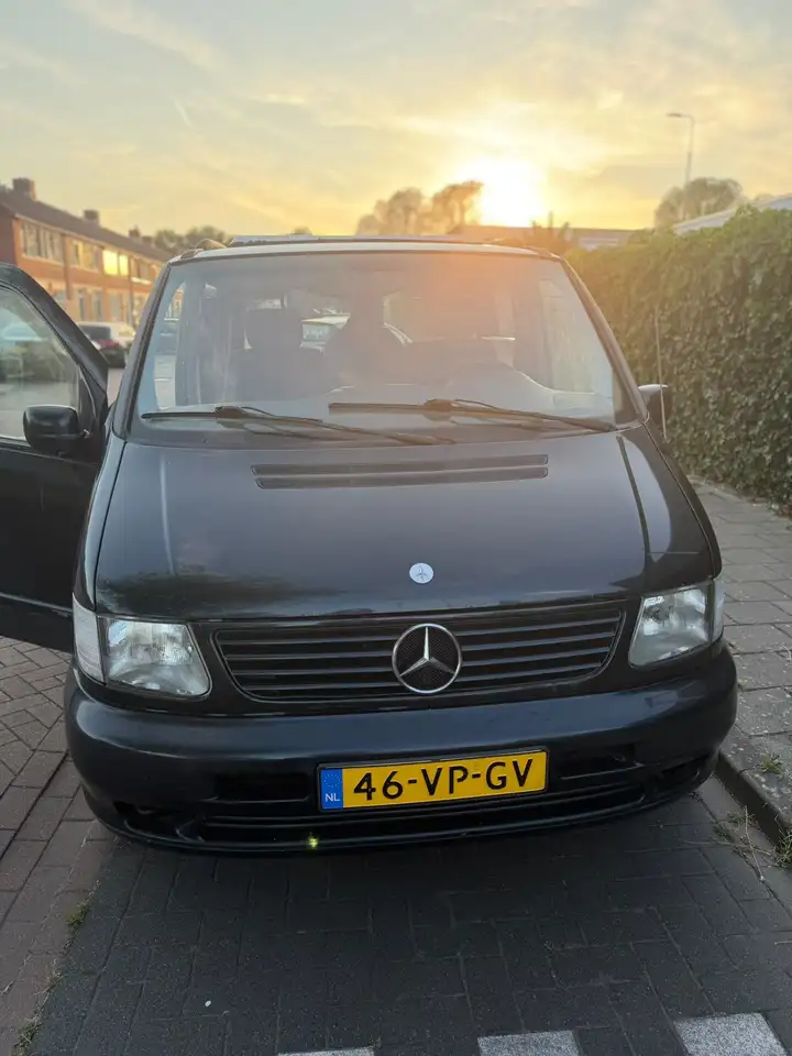 Mercedes-Benz V 220, foto 6