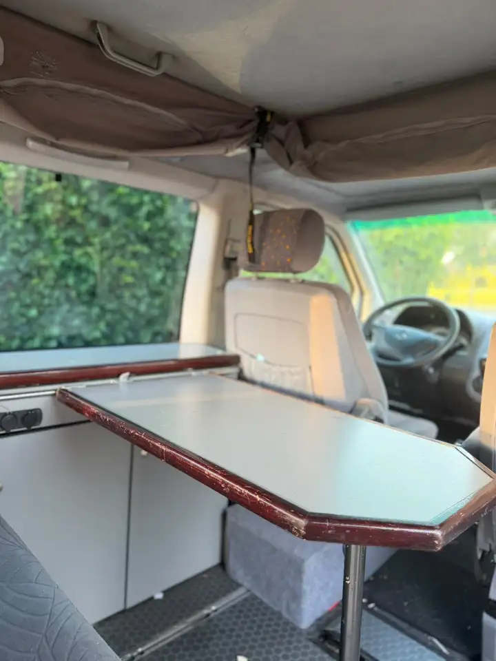 Mercedes-Benz V 220, foto 2