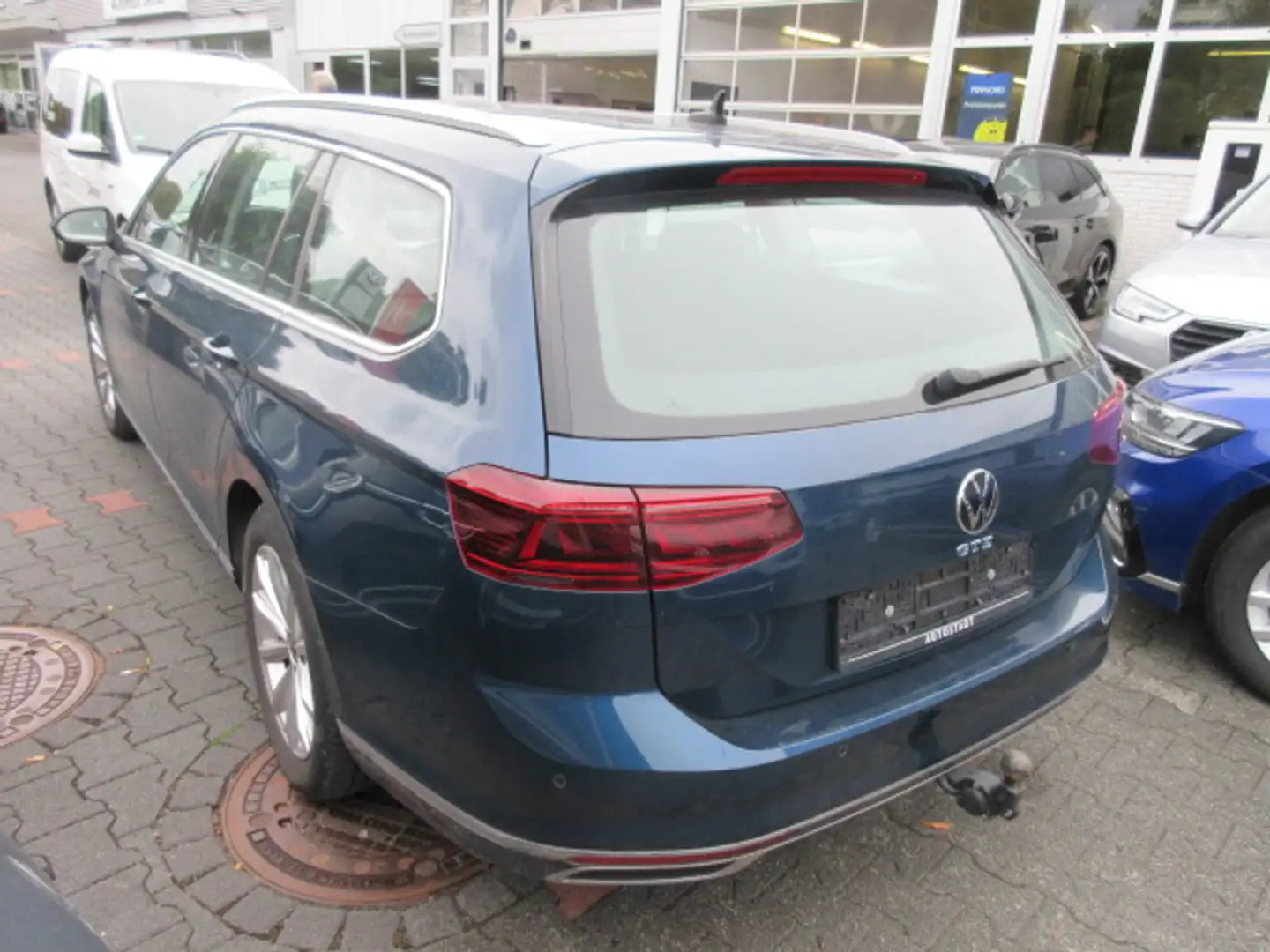 Volkswagen Passat Variant GTE 1.4 TSI eHybrid NAVI AHK TEILLEDER KAMERA IQ LIGHT ALU ACC APS SITZHEIZUNG CLIMATRONIC Blau - 2