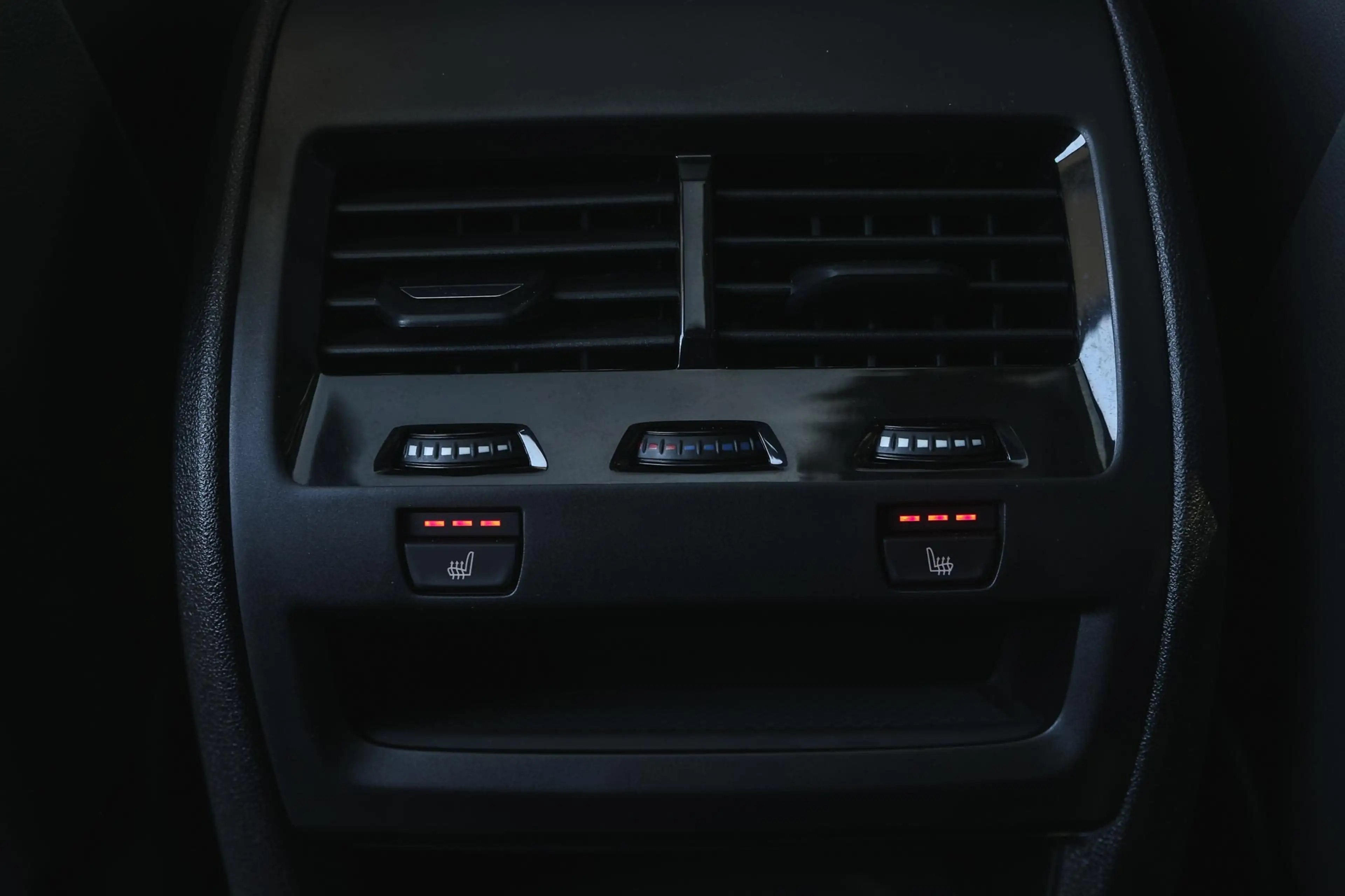BMW X5 xDrive50e M Sport Automaat / Trekhaak / Panoramada — photo 13