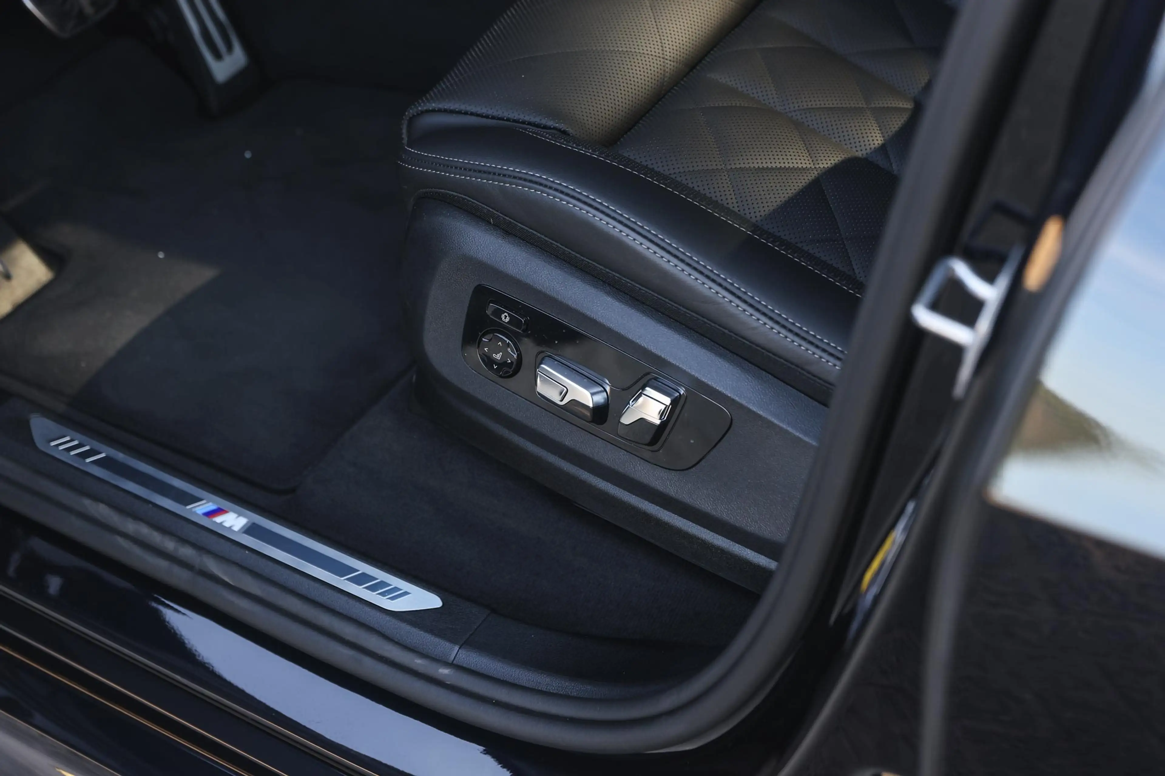 BMW X5 xDrive50e M Sport Automaat / Trekhaak / Panoramada — photo 15