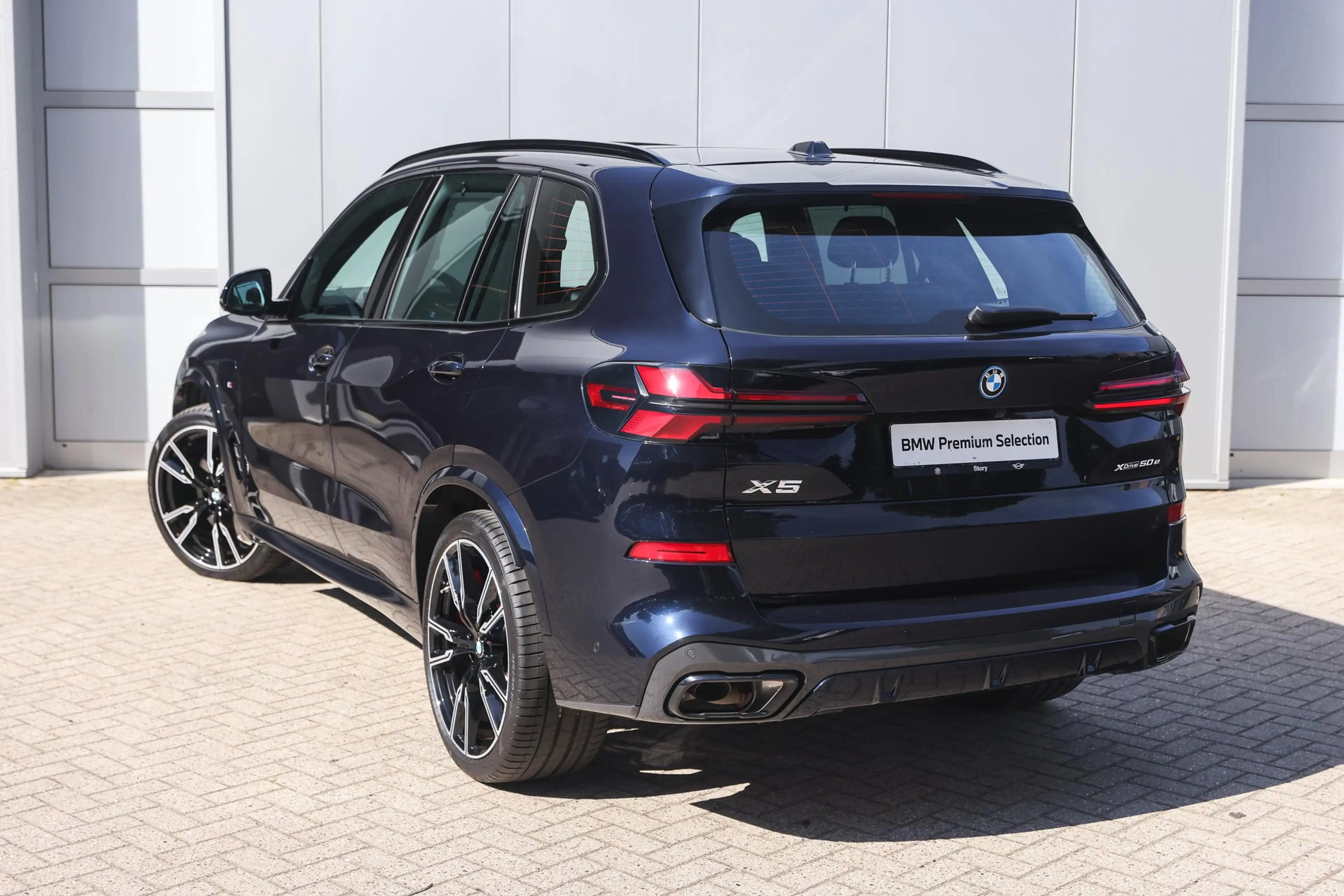 BMW X5 xDrive50e M Sport Automaat / Trekhaak / Panoramada — photo 2