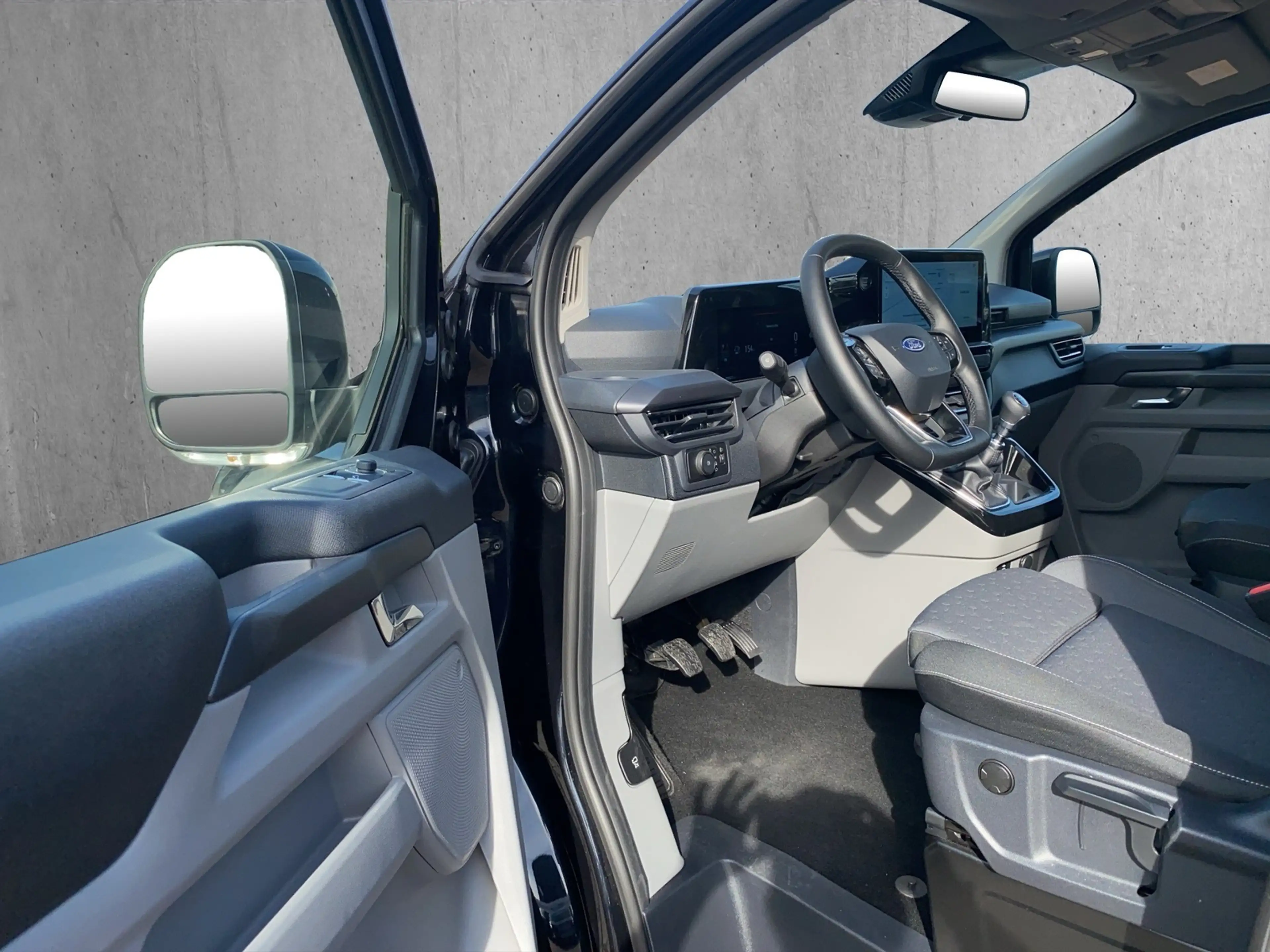 Ford Tourneo Custom 320L2 Titanium AHK/NAVI/LED/RFK — photo 8