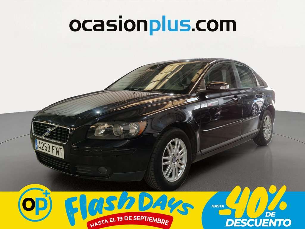 Volvo S40 1.8 Momentum - foto 1