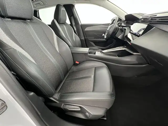 Peugeot 308 view 10